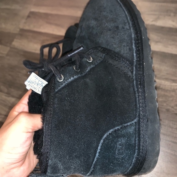 black uggs - Picture 5 of 7